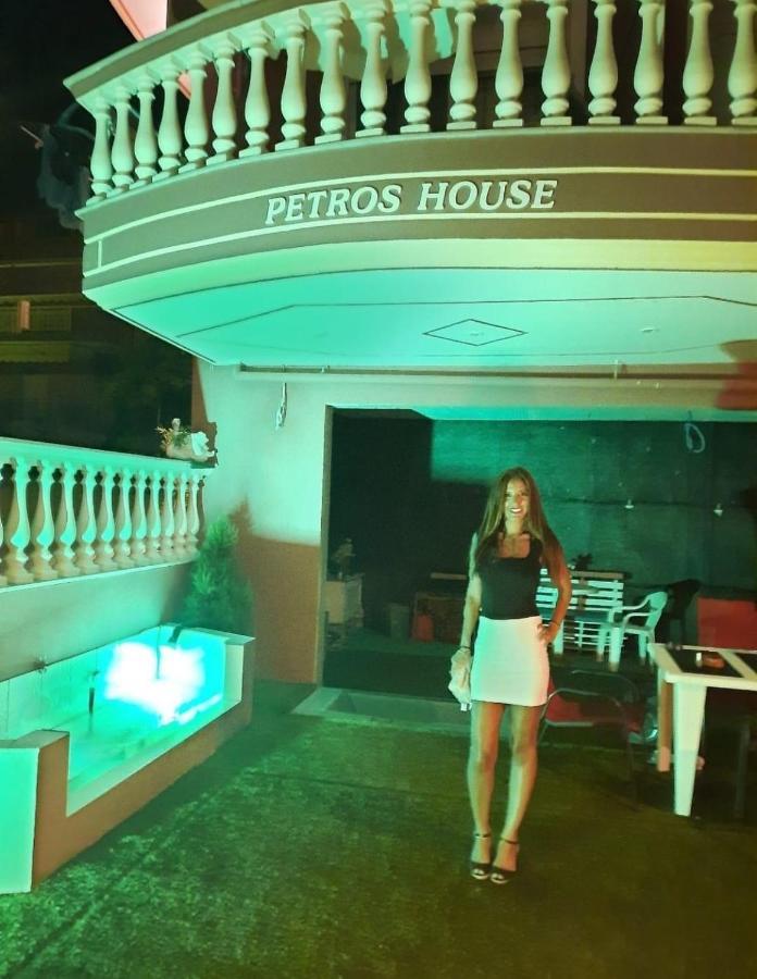 Petros House Aparthotel Sarti Exterior photo