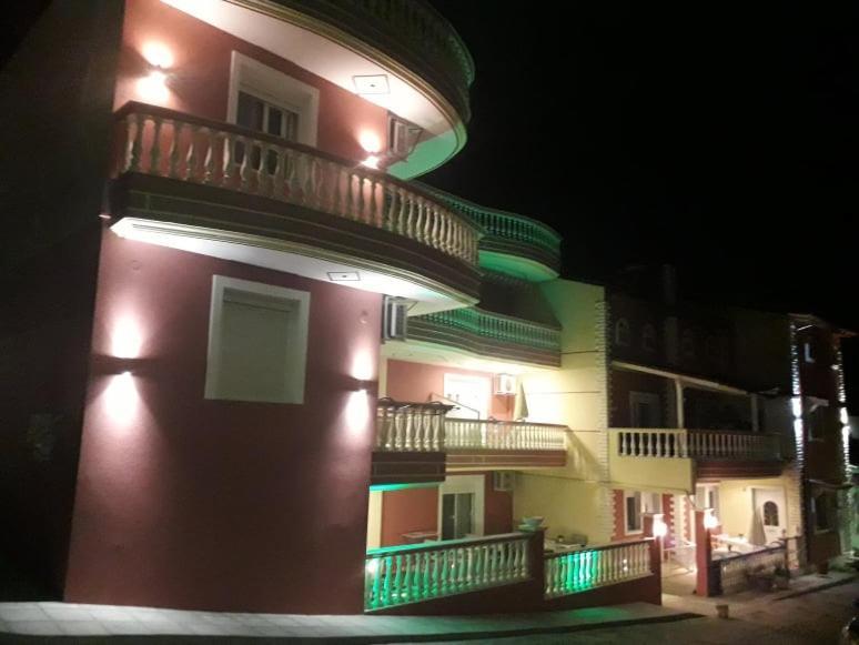 Petros House Aparthotel Sarti Exterior photo