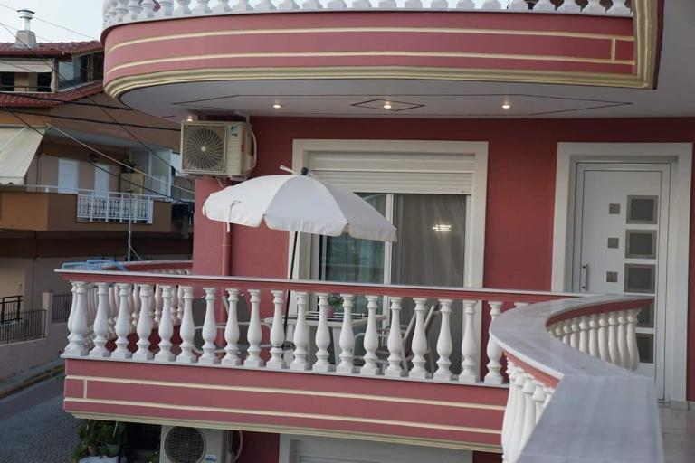 Petros House Aparthotel Sarti Exterior photo